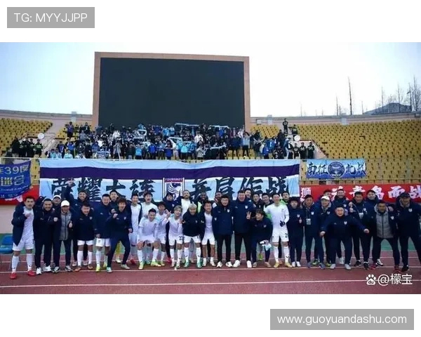 北京足球队状态变革引发热议球迷期待新赛季的精彩表现与挑战